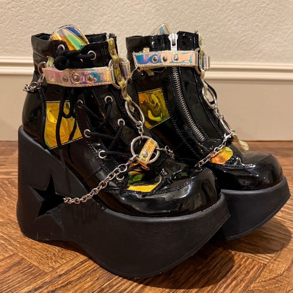 Demonia Star Cutout Vegan Patent Platform Punk Goth Chunky Buckle Boots Shoes 8